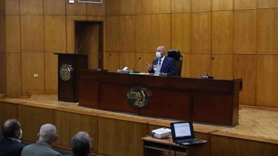 وزير النقل:. تطبيق مبدأ الثواب والعقاب وعدم السماح بأي تقصير أو تهاون في العمل