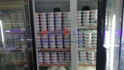 ضبط 900 عبوة زبادى وبن فاسد في ماركت شهير بطنطا