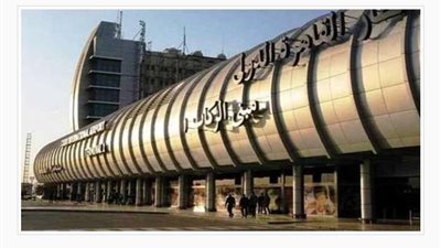 الحجر الصحي بمطار القاهرة يمنع أسرة سعودية وراكبا هنديا من الدخول