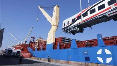 لأول مرة .. ميناء الإسكندرية يستقبل السفينة العملاقة SABAEK حمولة 100 ألف طن قمح