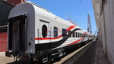 وصول 28 عربة سكة حديد جديدة للركاب إلى ميناء الإسكندرية