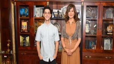 بعد لقائه بوزيرة الهجرة.. من هو بيج زي؟