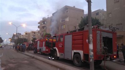 السيطرة على حريق مول تجاري دون إصابات بالتجمع