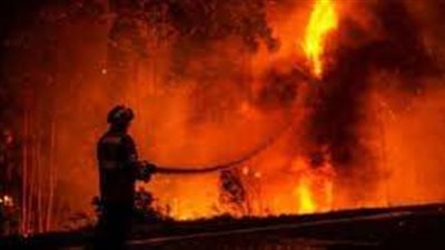 جهود متواصلة لإخماد الحرائق بمناطق مختلفة بجميع المحافظات