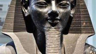 بعد افتتاح معرض لوحات أمنحتب الثالث.. تعرف على تاريخه