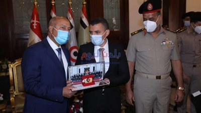 كامل الوزير يشهد حفل تخرج  الدورة السادسة من مهندسي السكك الحديدية