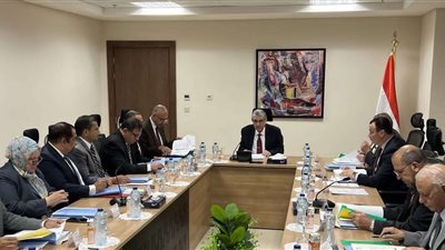 وزير الكهرباء يترأس مجلس إدارة هيئة الطاقة المتجددة