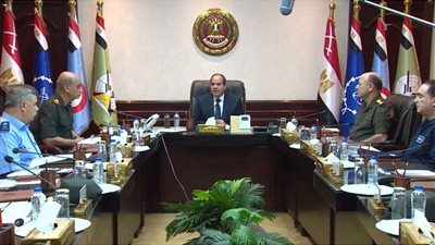 تنفيذًا لتوجيهات الرئيس السيسي.. مصر ترسل 3 طائرات مساعدات إلى ليبيا