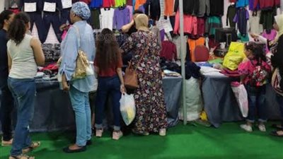 تخفيضات 70%ب اهلا مدارس وشعبة الملابس تكشف الكواليس