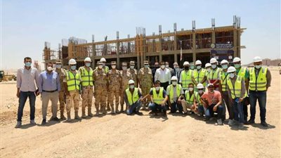 وزير التعليم العالي يتفقد الأعمال الإنشائية بجامعة قناة السويس الأهلية