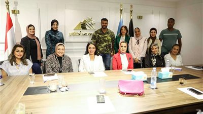 حزب مصر أكتوبر  يدعم طلاب المدراس وأسرهم بإقامة معارض لبيع المستلزمات المدرسية