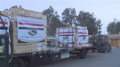 بالفيديو| مصر ترسل مساعدات إنسانية للشعب الليبي الشقيق