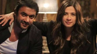 هكذا هنأ أحمد العوضي ابنة ياسمين عبد العزيز بتخرجها