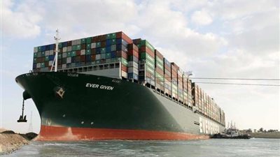 الفريق أسامة ربيع يكشف خطة تطوير اللائحة الخاصة بقناة السويس.. فيديو