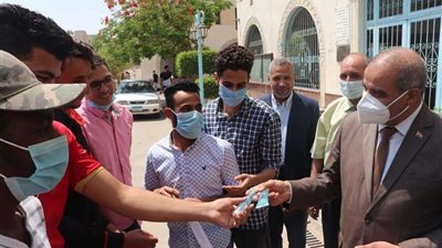 رئيس جامعة الأزهر يتفقد لجان الامتحانات