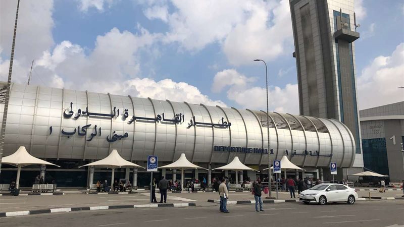 مطار القاهرة
