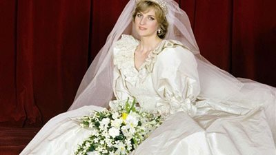 شاهد.. فستان زفاف الأميرة ديانا في معرض قصر كيزنجتون