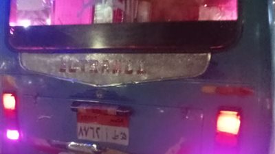 حاول دهس فتاة.. سائق ميكروباص يثير ذعر أهالي سوهاج