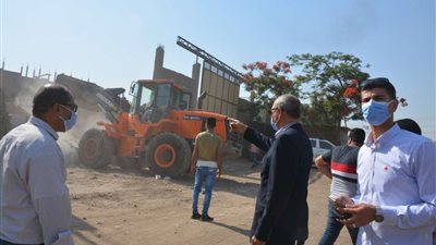 محافظ القليوبية يشن حملة لإزالة المباني المخالفة على الطريق الدائري