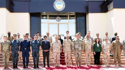 وزير الدفاع يشهد المرحلة الختامية للتدريب المصرى الأمريكى المشترك 