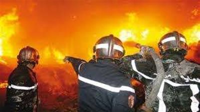 رجال الإطفاء يواصلون جهودهم للسيطرة على الحرائق بجميع المحافظات