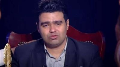 إسلام إبراهيم يعلن وفاة والدته بعد صراع مع المرض