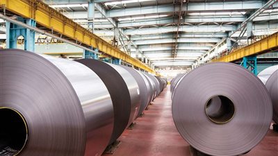 خبراء: مشروع مسطحات الصلب سيعمل على تغطية الإنتاج المحلي وانخفاض أسعار الحديد