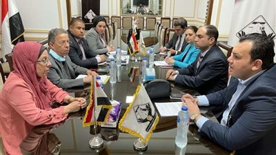 وفد تنسيقية شباب الأحزاب والسياسيين يلتقي بنقابة الأطباء