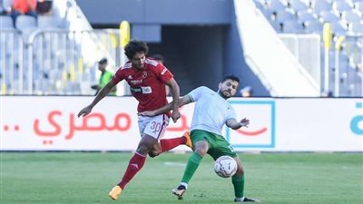الأهلي يقسو على المصري برباعية نظيفة في دوري النيل