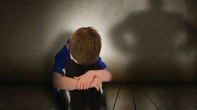 «داخل قطار الصعيد».. مواطن يرتكب فعلًا فاضح مع طفل ويتحرش به جنسيًا