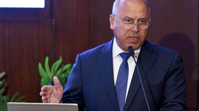 عاجل|الفريق كامل الوزير  يعلن إنشاء ميناء طابا البحري