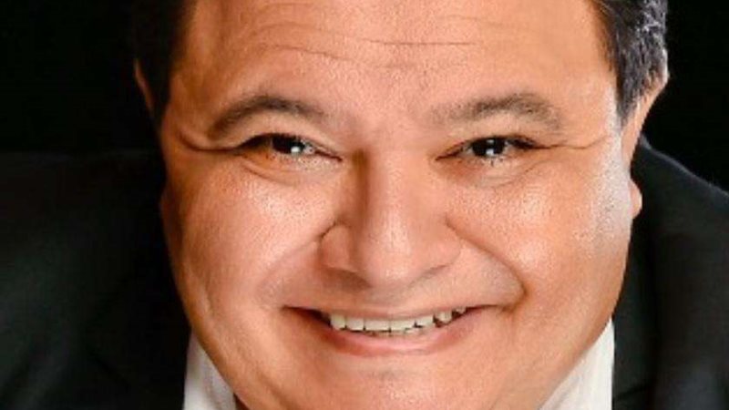المخرج المسرحي خالد