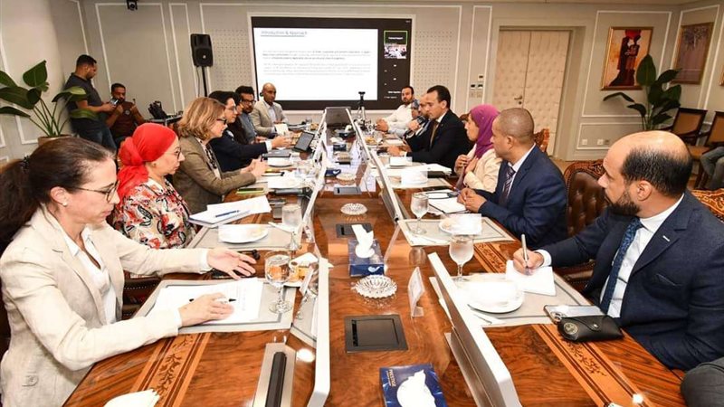 أثناء الاجتماع