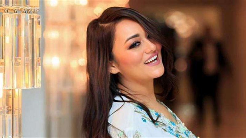 الفنانة راندا البحيري