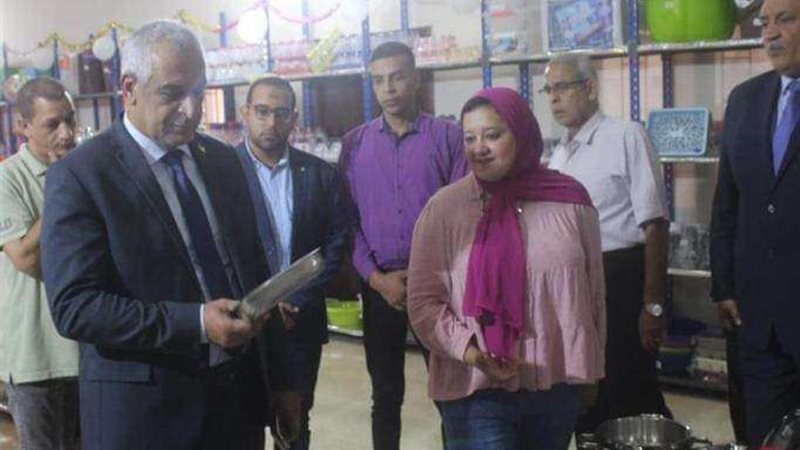 أثناء المعرض