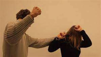 شخص يتعدى على طليقته بالضرب في البحيرة لهذا السبب