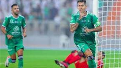 رياض محرز وفيرمينيو يقودان تشكيل أهلي جدة المتوقع أمام النصر في الدوري السعودي للمحترفين