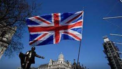 بريطانيا تشهد كسادًا وتواجه أكبر تدني في مستوى المعيشة.. فيديو