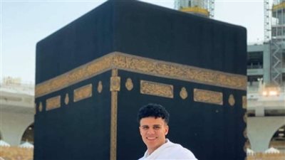 الفنان محمد فهيم يعلن وفاة أحمد عصام أحد أعضاء مسرحية «تشارلي»