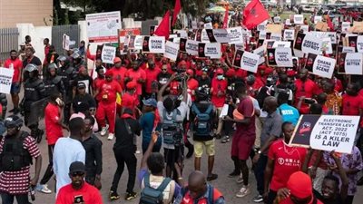 بسبب الأزمة الاقتصادية.. استمرار الاحتجاجات في غانا لليوم الثالث