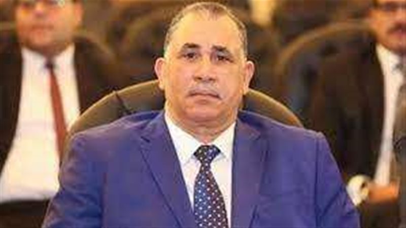الأستاذ عبد الحليم