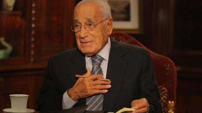 الكاتب الراحل محمد
