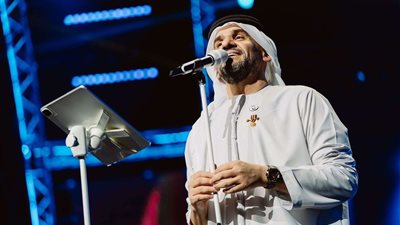 بمقاييس عالمية.. حسين الجسمي يفتتح الموسم بحفل مبهر بمنارة الفنون أبوظبي