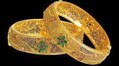 بعد استقرار أسعار الذهب.. مستشار وزير التموين يوضح السبب