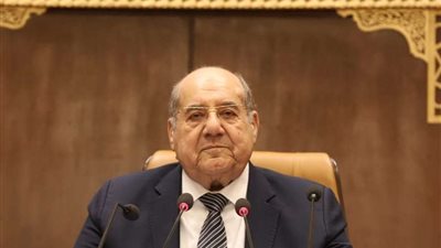 رئيس مجلس الشيوخ يهنىء الرئيس السيسى بذكرى المولد النبوي الشريف