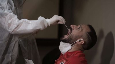 مسحة طبية للاعبي الأهلي استعدادًا لمباراة الترجي