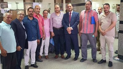 أهالي شبين الكوم يحررون توكيلات لترشيح السيسي لرئاسة الجمهورية