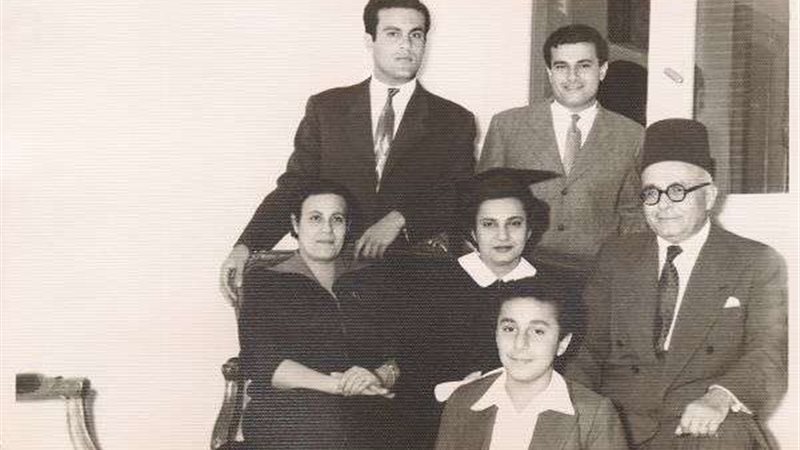 حياة مجدي يعقوب بالصور
