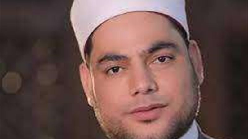 الدكتور مصطفى عبد