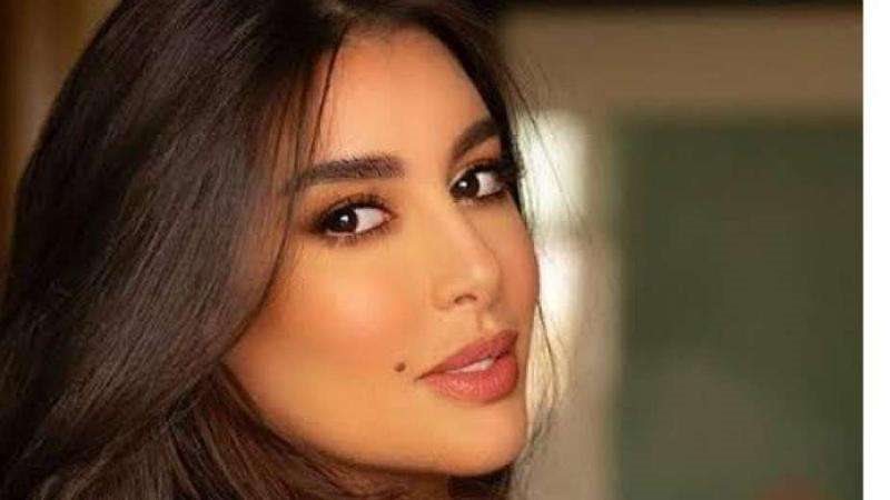 الفنانة ياسمين صبري